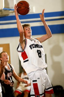 九游体育官网-各大豪门主帅战术风格全面对比，各大豪门球衣